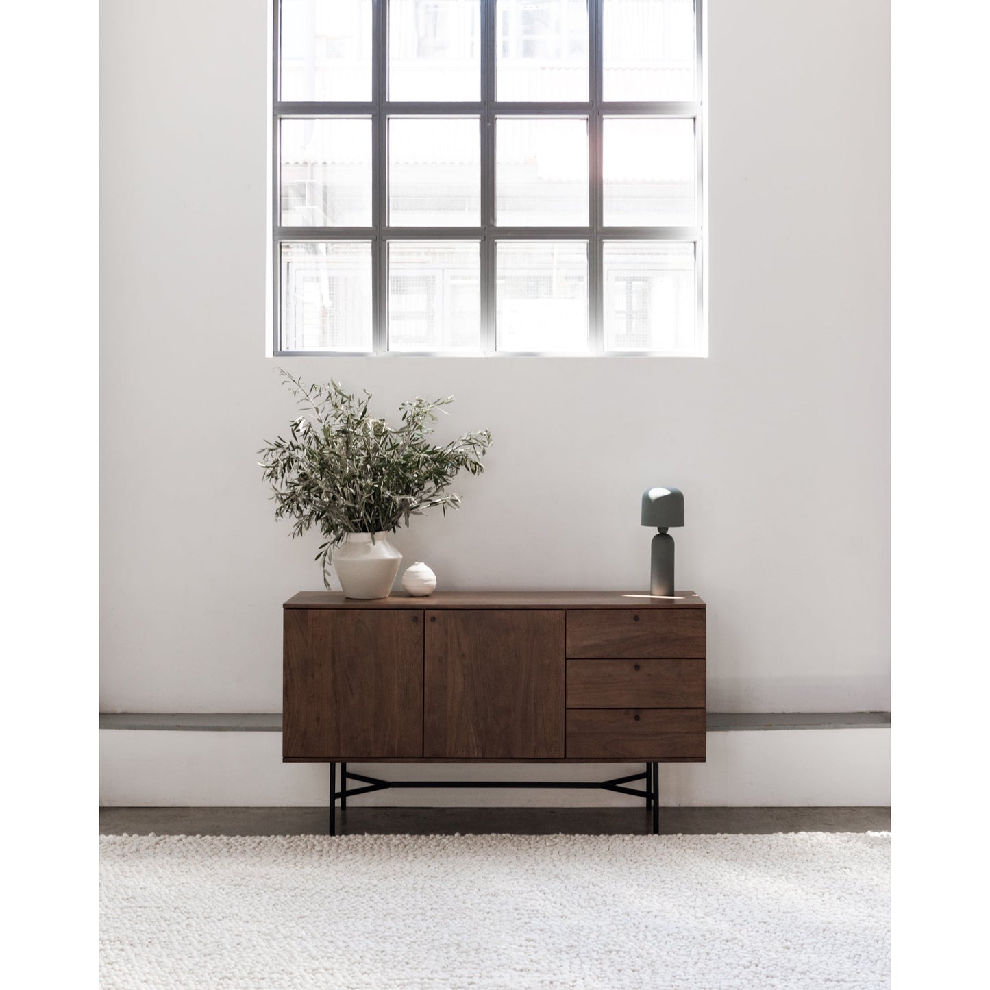 BECK SIDEBOARD-5