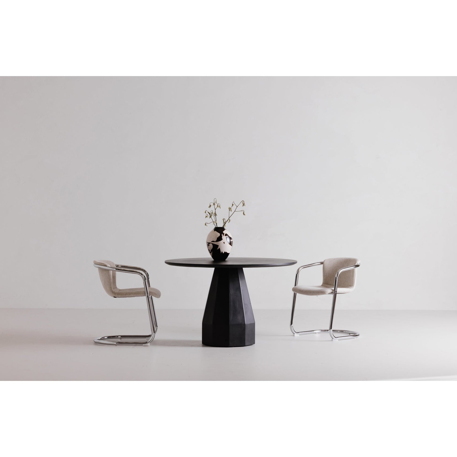 TEMPLO OUTDOOR DINING TABLE BLACK-7