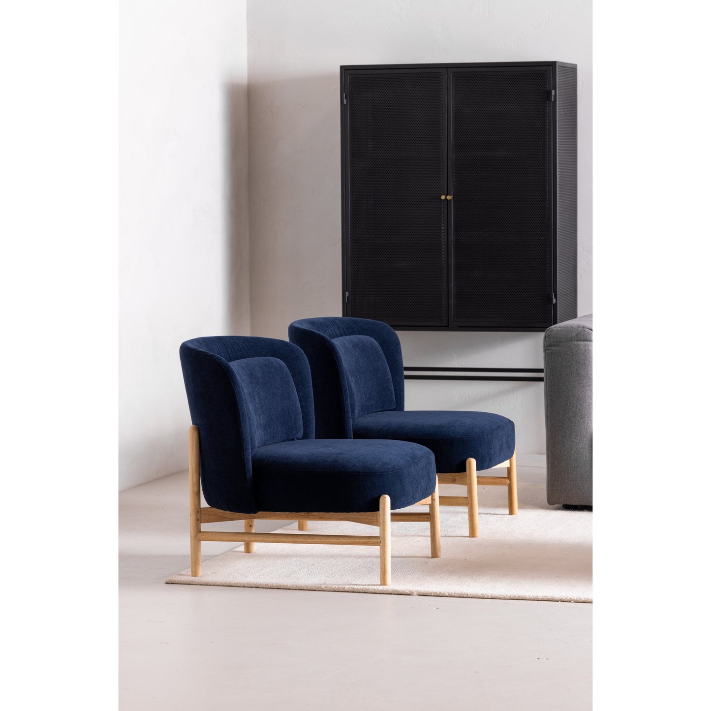 *SIGGE ACCENT CHAIR OCEAN DEPTHS NAVY-6