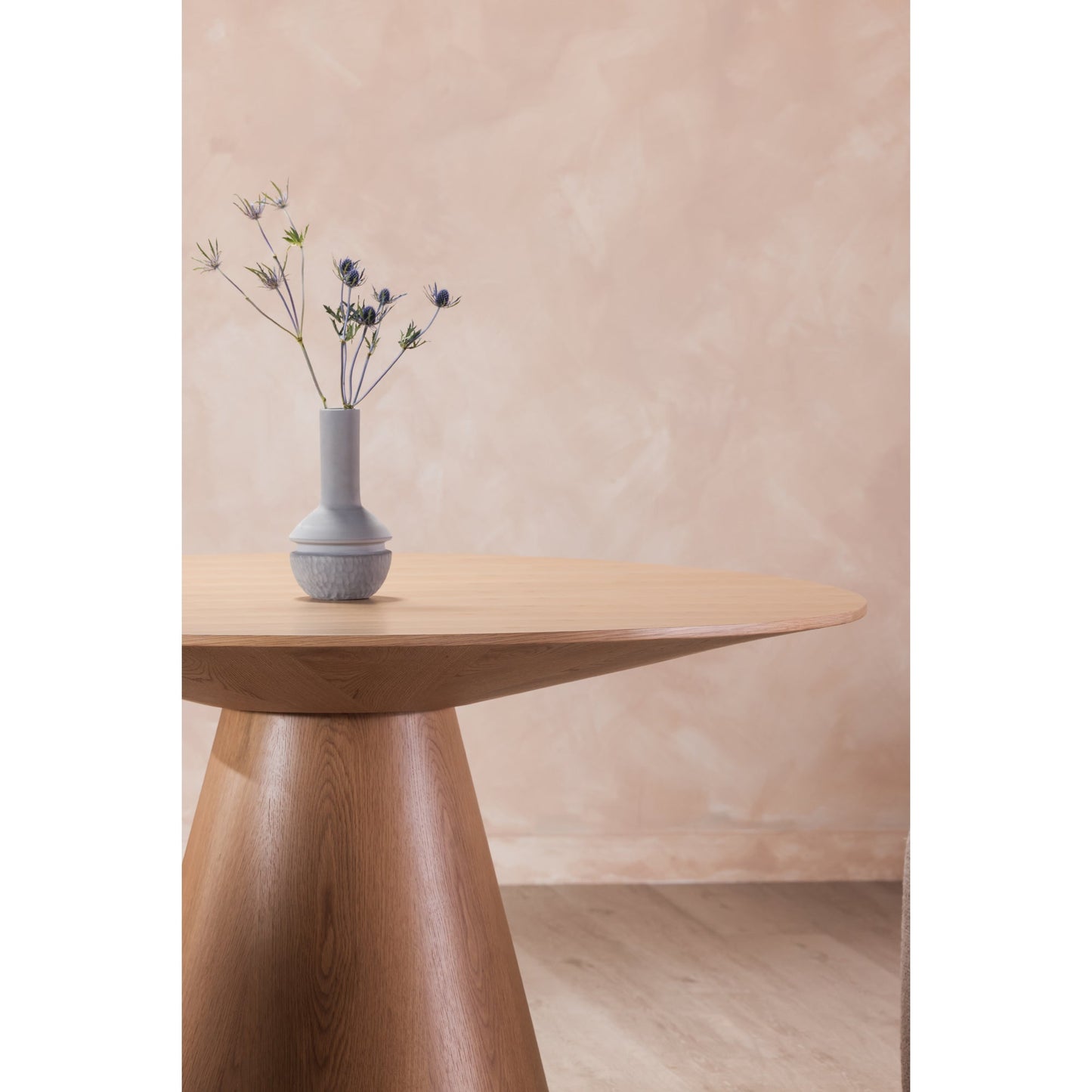 OTAGO DINING TABLE 54IN ROUND OAK-5