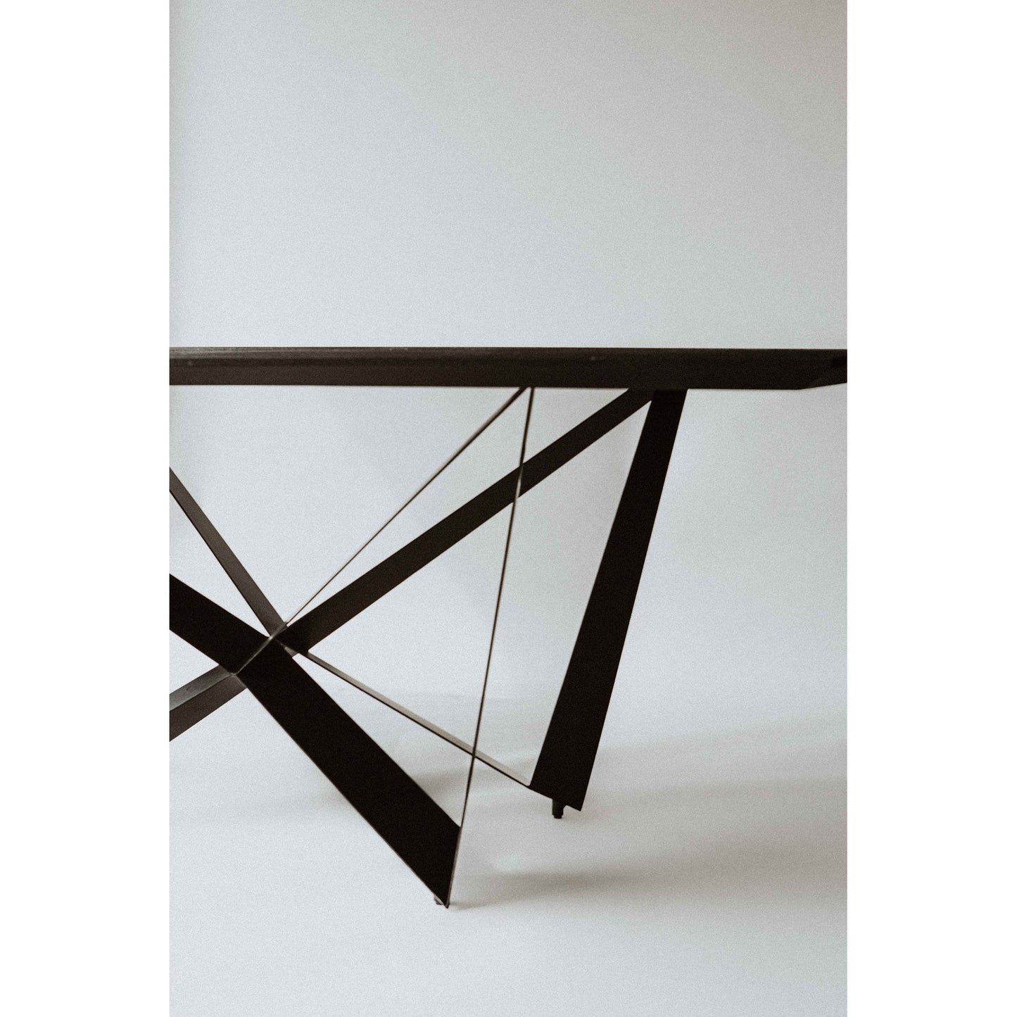 BROLIO DINING TABLE CHARCOAL-5