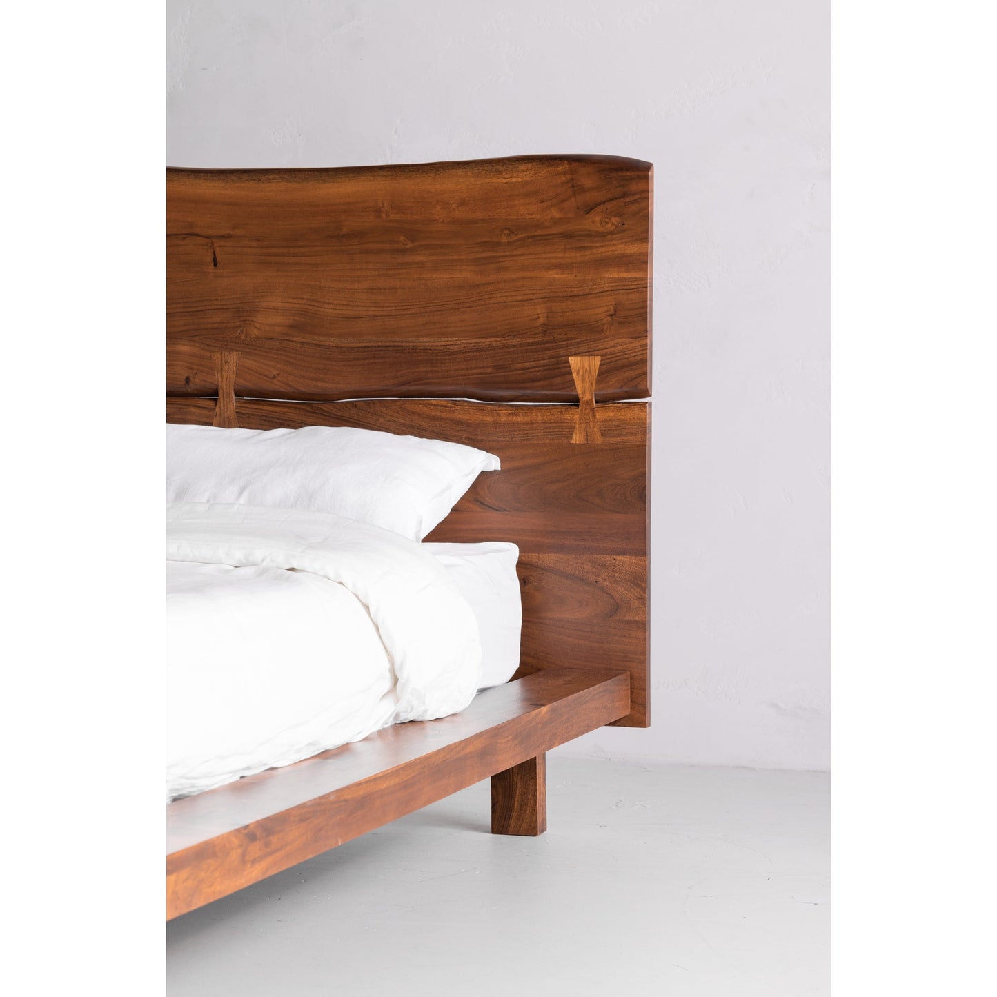 MADAGASCAR PLATFORM BED QUEEN-9